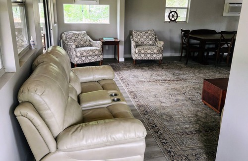 Fort McCoy House | Canal-Side Adventure Base – Kayak, Fish & Ride Near Lake Delancy
