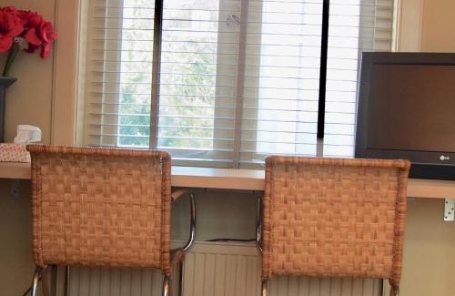 Grachtengordel-West Bed & Breakfast | Canal Studio Apartment