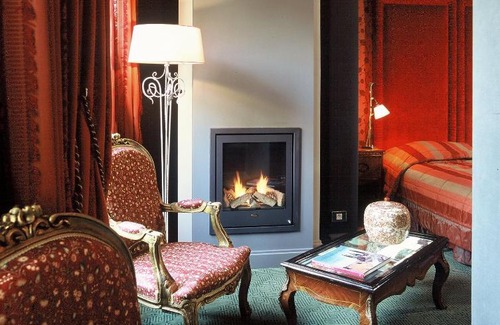 Historical Center Bruges Hotel | Canal Suites