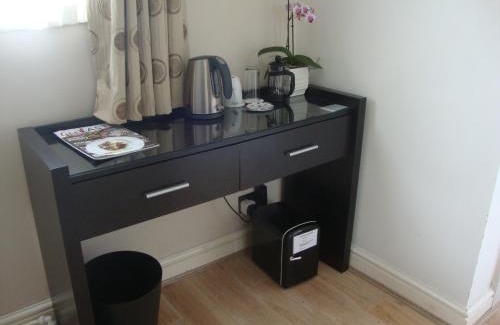 Saxilby Bed & Breakfast | Canal View Bed And Breakfast