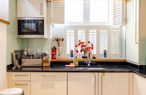Little Venice Villa | Canal Villa in Little Venice, London - Central London: Canal Villa & Garden