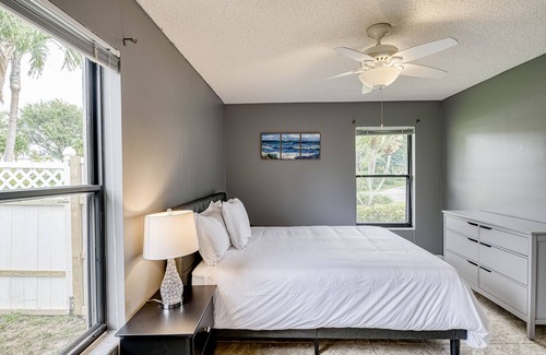 Lake Clarke Shores House | Canalfront home with private pool, sauna & high-speed WiFi - snowbirds welcome