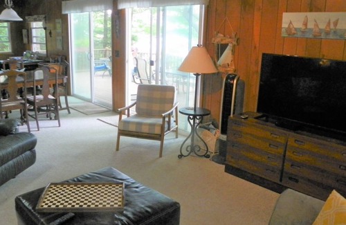 Rushville Cottage | Canandaigua Lake Cottage in the Woods