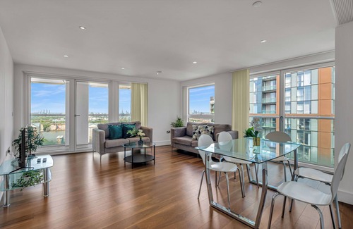 Canary Wharf Apartment | Canary Wharf Apartments by MySquare – Perfect for Pets, Comfort, and Long Stays