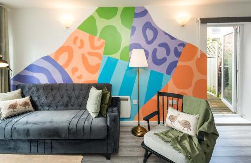 Limehouse Apartment | CanaryWharf Apartments by Sleepy