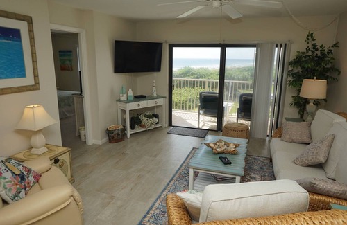 Florida Central Atlantic Coast Resort | Canaveral Towers Oceanfront 402
