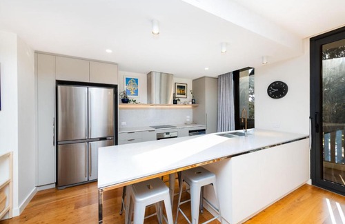Forrest Apartment | Canberra 22