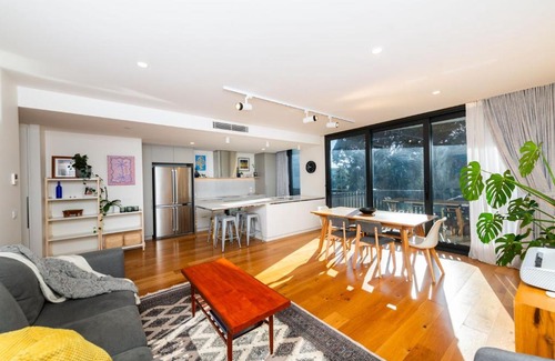 Forrest Apartment | Canberra 22