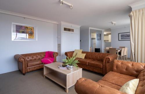 City West Apartment | Canberra City View Apartment