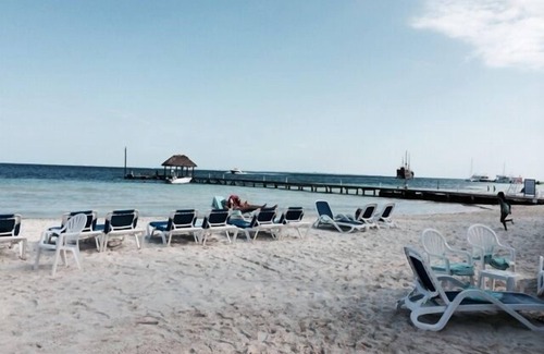 Zona Hotelera Apartment | Cancun Oceanfront Penthouse Christmas 2021 to New Year 2022, Sleeps 6