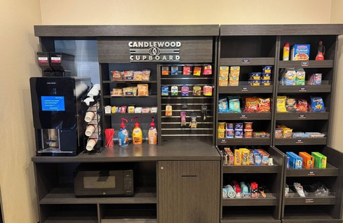 Eugene Hotel | Candlewood Suites Eugene Springfield by IHG