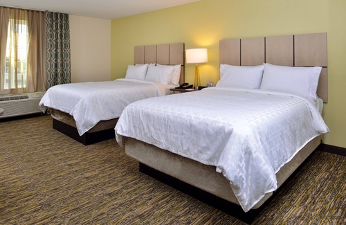 Lodi Hotel | Candlewood Suites Lodi by IHG