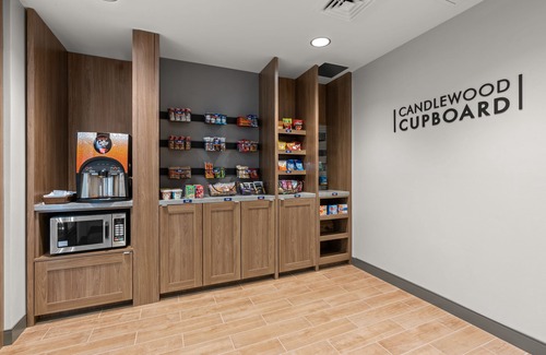 Sumner Hotel | Candlewood Suites Sumner by IHG