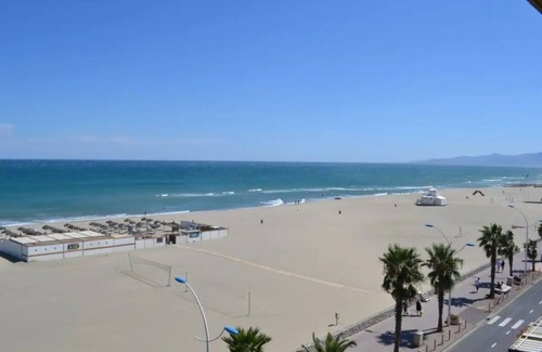 Mediterranee Apartment | Canet plage, Facing the sea with a view of the sea and the Albères mountains