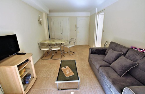 Cannes City Centre Apartment | Cannes located behind the Martinez Hotel at 50 meters to the Croisette
