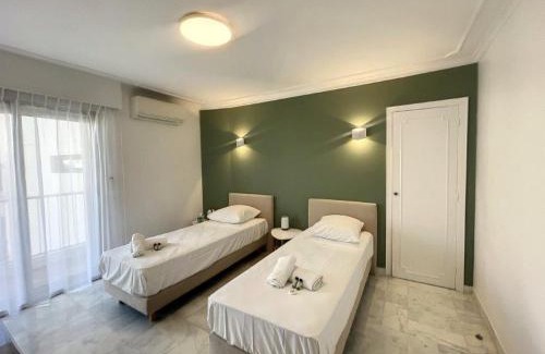 Cannes Old Town Apartment | Cannes Sea View