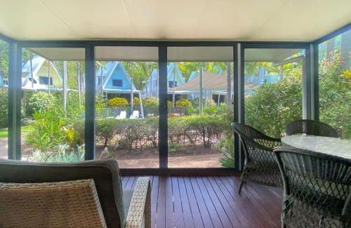 Nelly Bay Ski Chalet | Canopy Chalet 4