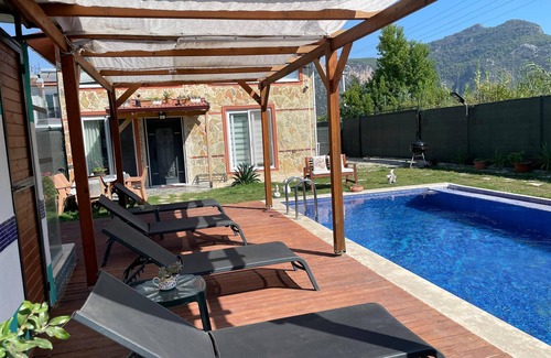 Dalyan City Center Villa | Cansu's Stonehouse in Dalyan - Stone Villa with Pool in Centre