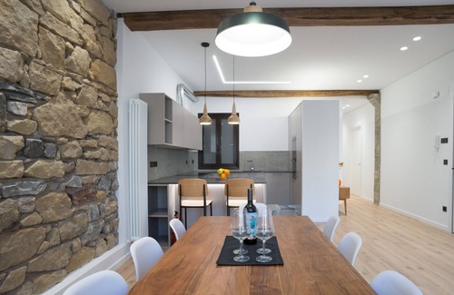 Gros Apartment | CANTABRIC PLAZA, near La Zurriola Beach