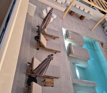 Zakynthos Villa | Cantouni Villa, Luxury 5BR Retreat with Pool & Jacuzzi Near Town by Villa Mana Gers