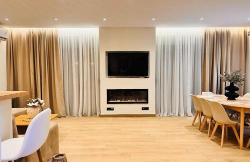 Zakynthos Villa | Cantouni Villa, Luxury 5BR Retreat with Pool & Jacuzzi Near Town by Villa Mana Gers