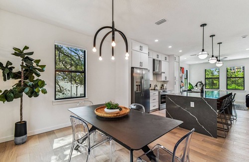 Downtown Tampa House | Canvas City Homes GWX
