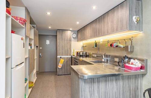 Te Aro Apartment | Canvas Loft Apartment - Urban Sanctuary - Stroll with Easen3 min. to Cuba Street
