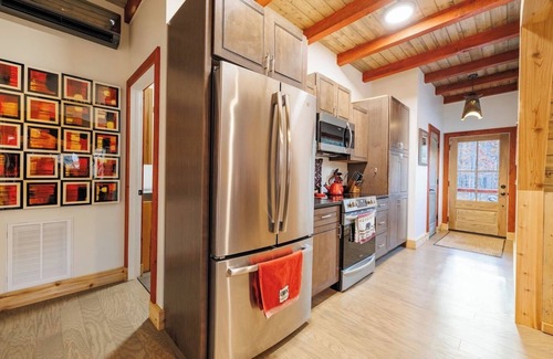 Fort Payne Cabin | Canyon A-Frame Cabin | Fire Pit, Sauna, Hiking