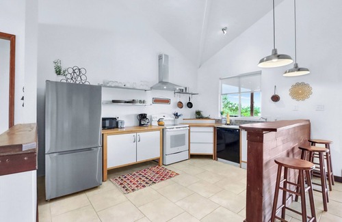 Canyon Lake House | Canyon Breeze I 3 Bedroom I Pet Friendly I Canyon Lake!