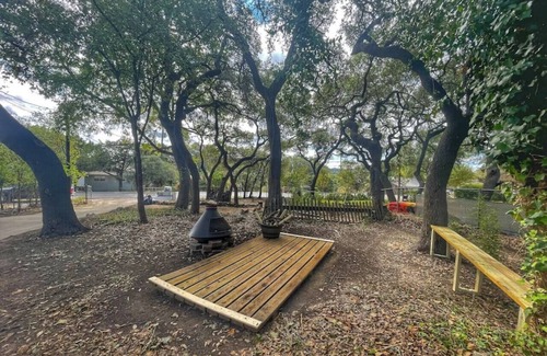 Canyon Lake Apartment | Canyon Lake Loft - Minutes from Boat Ramp 2 - South Side of Canyon Lake!