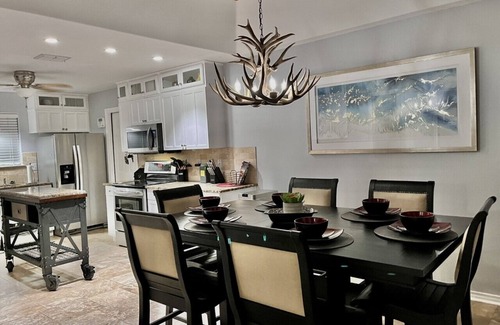 Canyon Lake House | Canyon Lake & River Escape: Entertain, Unwind & Recharge!