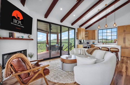 Canyon Lake Cottage | Canyon Lake Tree House: Modern 2BR Luxury w/ Hot Tub, Decks & Stunning Views