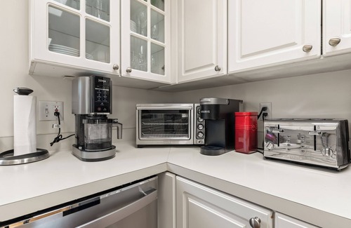 Los Angeles House | Canyon View LA Escape Work Relax Explore