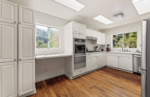 Los Angeles House | Canyon View LA Escape Work Relax Explore