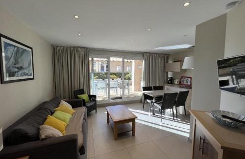 Frejus Port Apartment | Cap HERMES, T2-3, 40m2, 4-5p, ,grande terrasse vu