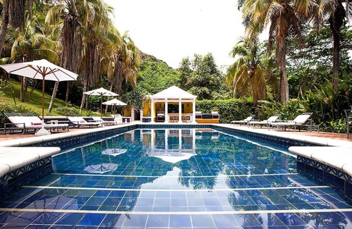 Melgar Villa | Cap001 - Luxury farm with 4 suites in Carmen de Apicala