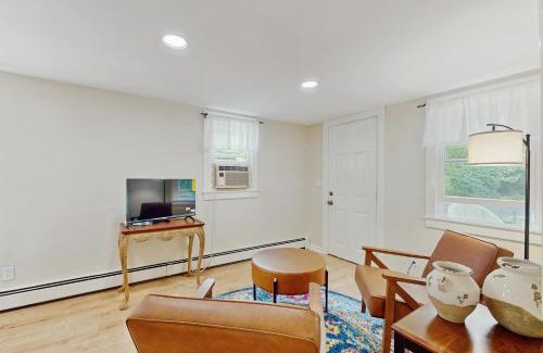 Osterville House | Cape Breeze Cottage