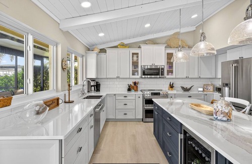 Pelican House | CAPE CALM -Cape Coral Retreat with Gulf Access and Expansive Salt Water Canal
