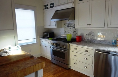 Dennis Condo | Cape Cod Bay Beachfront Condo (2047)