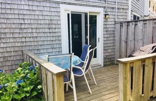 Hyannis House | CAPE COD GEM- BEACH RENTAL 500 YARDS FROM BEAUTIFUL KEYES BEACH