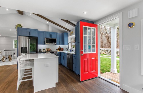 Centerville House | Cape Cod Lake Charm