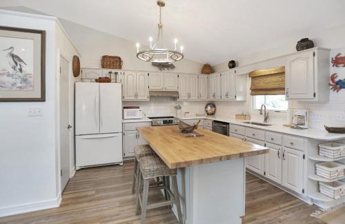Cape Breezes House | Cape Escape by Pristine Properties Vacation Rentals