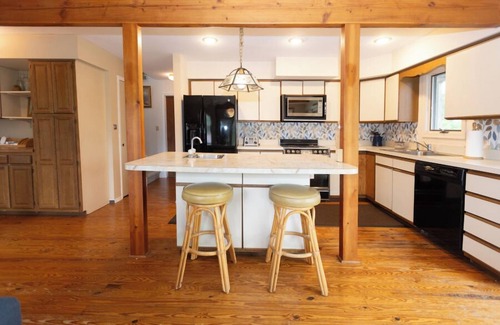 Cape May Point House | Cape May Point Cottage | Steps to Beach, Sleeps 7