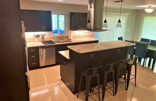 Fort Myers House | Cape Oasis 3/2 Remodeled pool home with spa