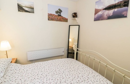 Llwyngwril Cottage | CAPEL CADER IDRIS, family friendly in Llwyngwril