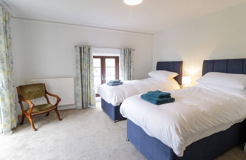 Penmaenpool Cottage | CAPEL SOAR, character holiday cottage, with open fire in Dolgellau