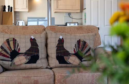 Cullachie House | Capercaillie Lodge by Interhome