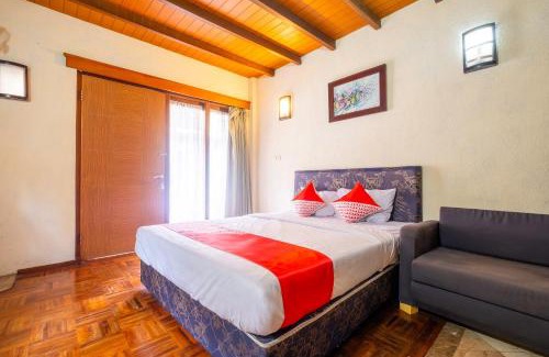 Parongpong Hotel | Capital O 2640 Cottage GS Rumah Kayu Syariah