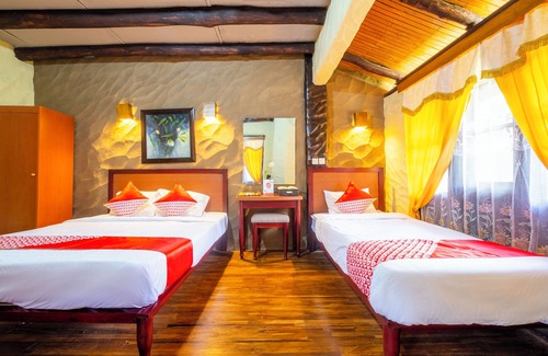 Parongpong Hotel | Capital O 2640 Rumah Kayu Cottage Syariah