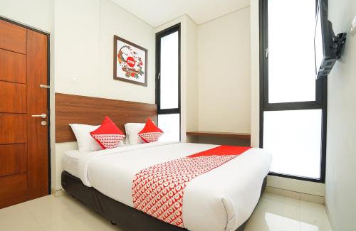 Surabaya Hotel | Capital O 449 The Colins